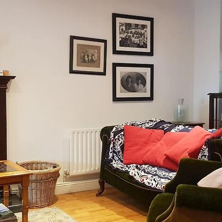 Cosy Townhouse On The Hill In Ireland Villa Banagher Exteriör bild