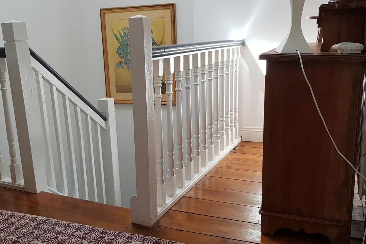 Cosy Townhouse On The Hill In Ireland Villa Banagher Exteriör bild